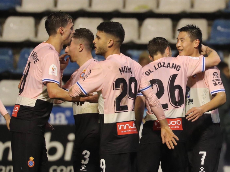 锡瓦斯体育队豪取客场胜利，队员斩获帽子戏法的简单介绍