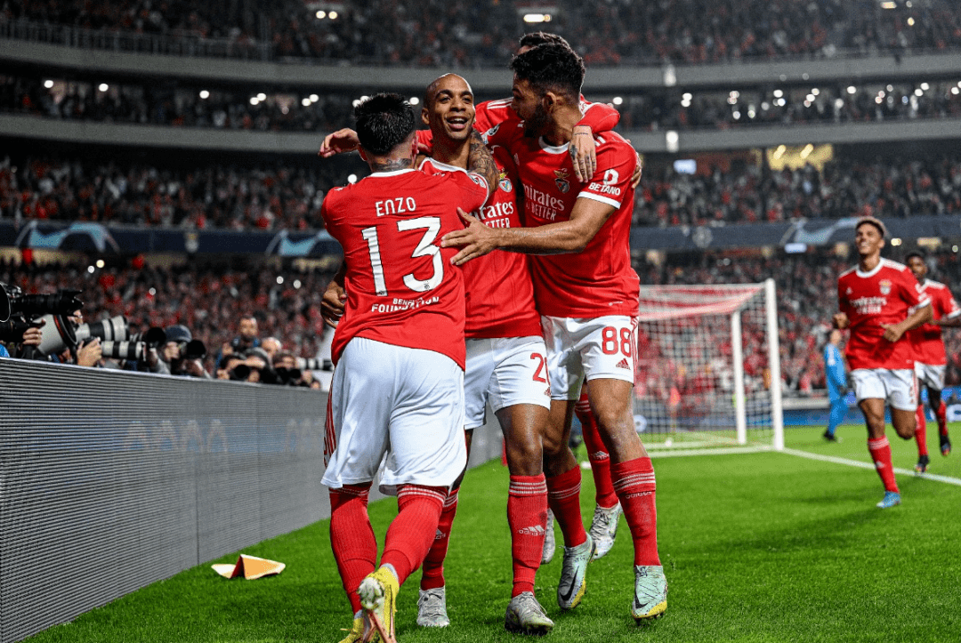 关于波尔多客场逼平马赛，保持不败的信息