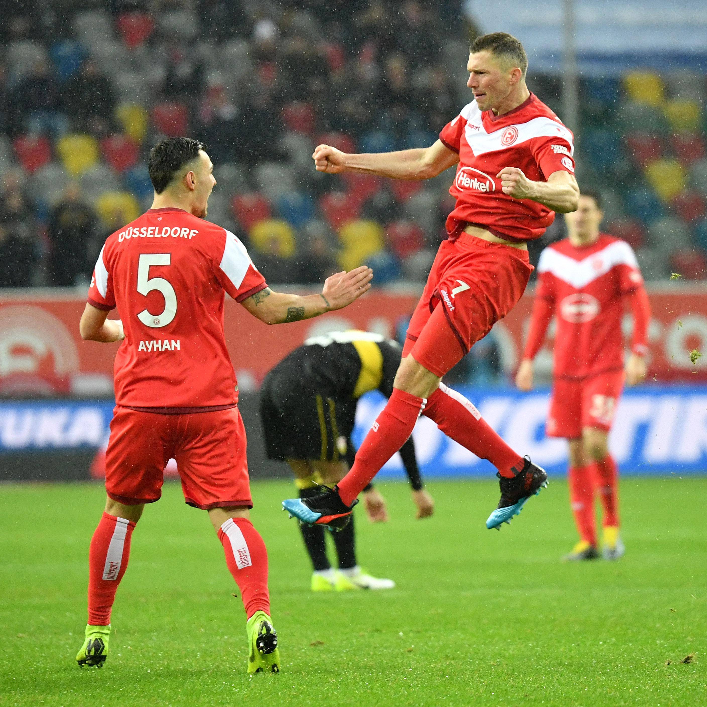 关于雷根斯堡再战赫尔塔，冲刺德国足球联赛前四名的信息