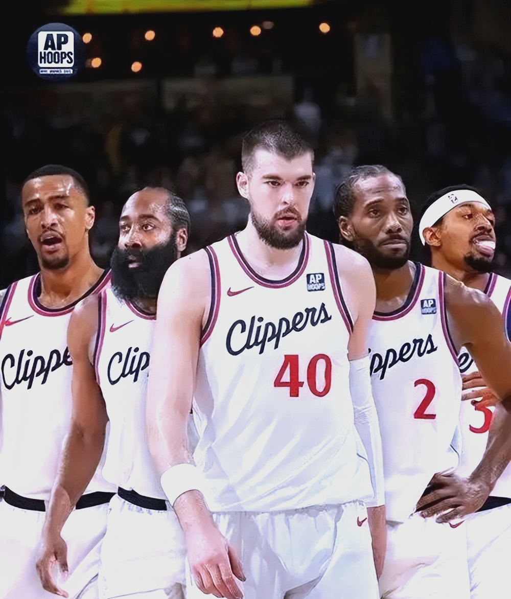 快船新援首秀出色,表现超出预期获赞 快船新援首秀出色,表现超出预期获赞