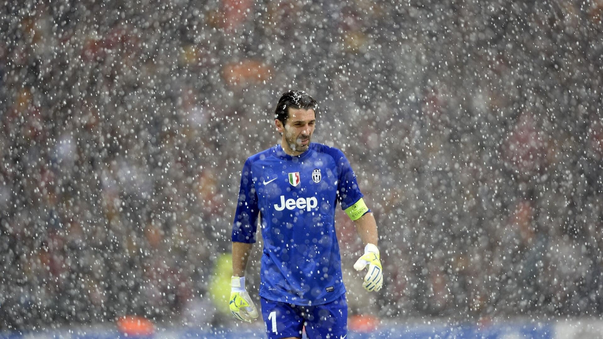 硬仗之王英格拉姆率广东队收割雄鹿，诠释篮球场上的唯一性